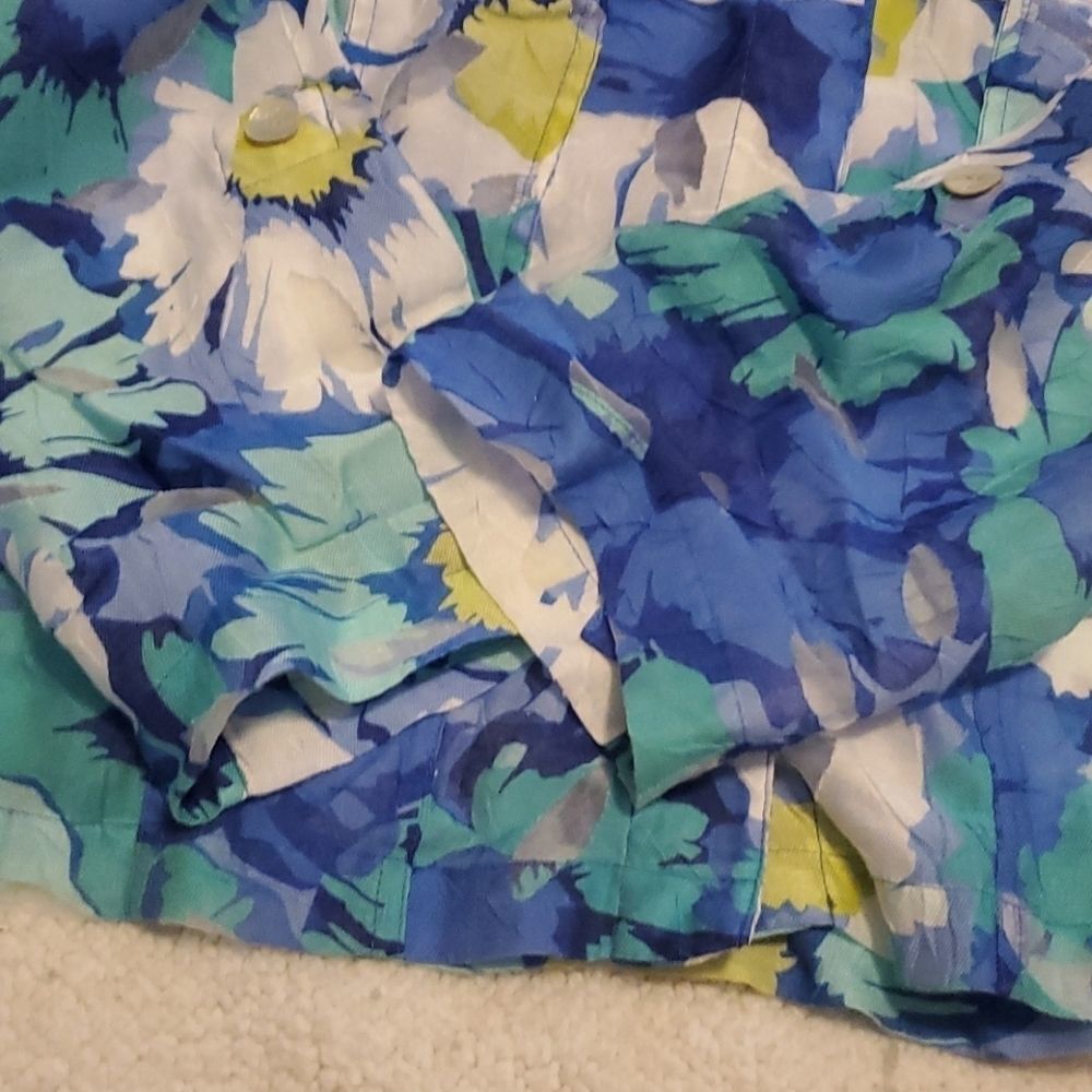 Ruby Rd Favorites Blue Multicolor Button Crop Top - image 7